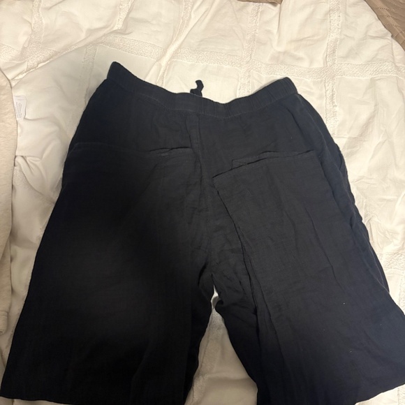 Wilfred Free Linen-Blend Pants – Black (Size M) | Worn a Few Times - Picture 2 of 3